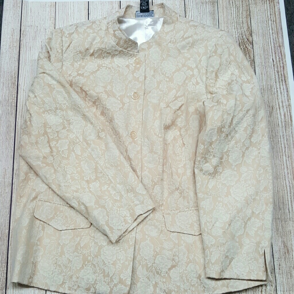 Women's Blazer style jacket